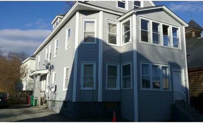 15 Cranes Ave, Unit Unit 2