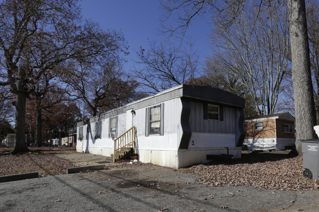 2606 Old Easley Bridge Rd in Greenville, SC - Building Photo