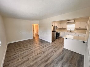 2414 Formosa Ave in Orlando, FL - Building Photo - Building Photo