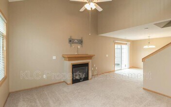 8610 EP True Pkwy in West Des Moines, IA - Building Photo - Building Photo