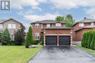 6 Max Ave in Barrie, ON - Building Photo