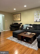 201B Kelly Cove in Mount Laurel, NJ - Building Photo - Building Photo