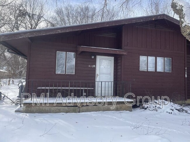 property at 410 W 9th St