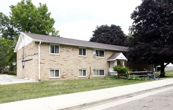1527-1605 41st St NW in Canton, OH - Building Photo - Building Photo