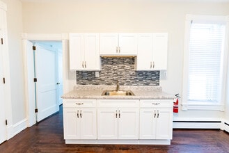 200 Windsor St in Reading, PA - Building Photo - Building Photo