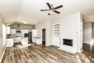 724 Turnstone Dr in Arlington, TX - Foto de edificio - Building Photo