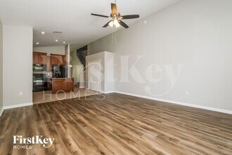 12141 Colony Lakes Blvd in New Port Richey, FL - Building Photo - Building Photo