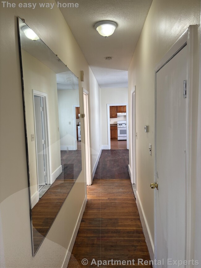 569 Main St in Medford, MA - Building Photo - Building Photo