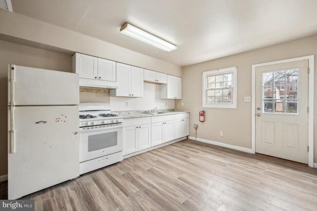 property at 338 Ridgeway St
