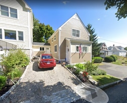 51 Glen Rd, Unit 3 in Swampscott, MA - Building Photo