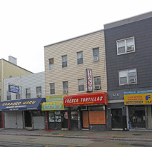 620 Manhattan Ave in Brooklyn, NY - Building Photo