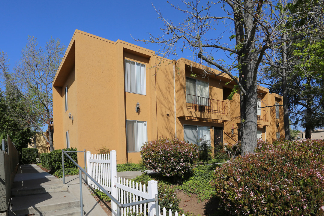 Olive Avenue Apartments in Lemon Grove, CA - Building Photo