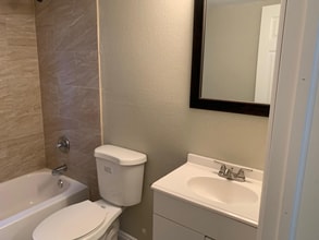 767 SW Alachua Ave in Lake City, FL - Foto de edificio - Building Photo