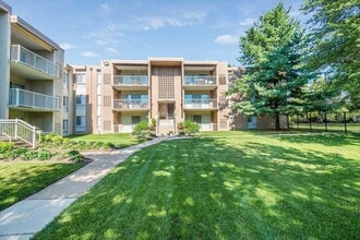 Surrey Square in Forestville, MD - Building Photo - Building Photo