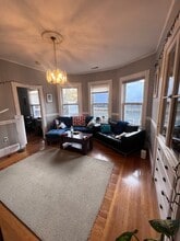 122 Calumet St, Unit 3 in Boston, MA - Building Photo - Building Photo