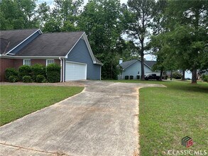 361 Brickleberry Ridge in Athens, GA - Building Photo - Building Photo