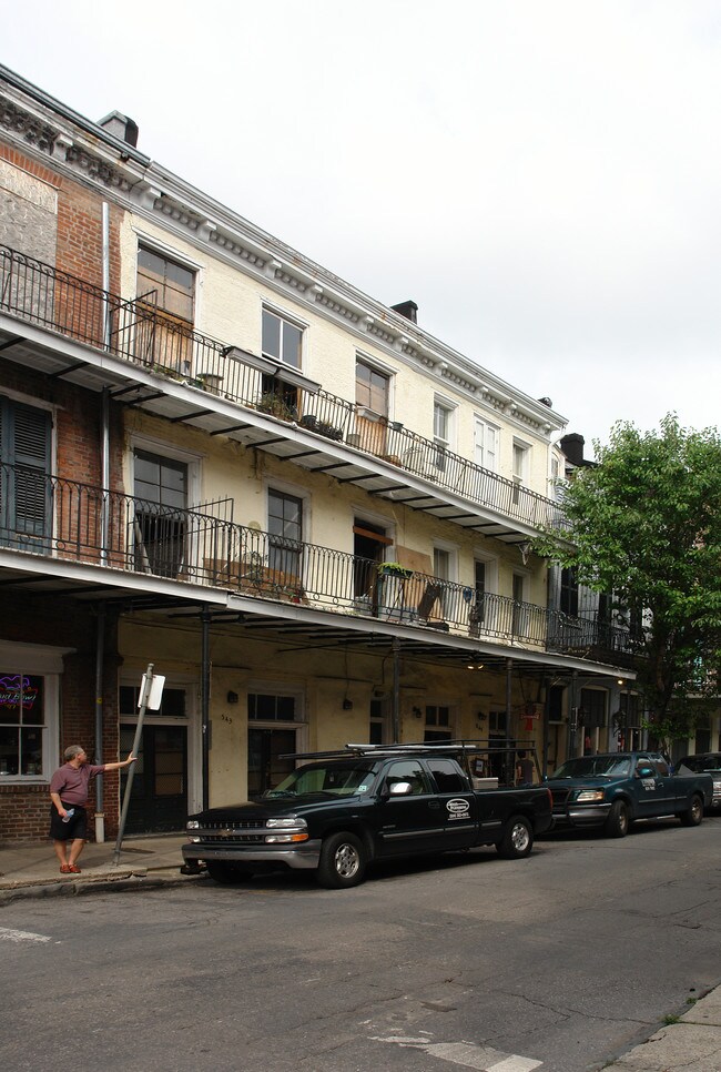 541-543 Dumaine St