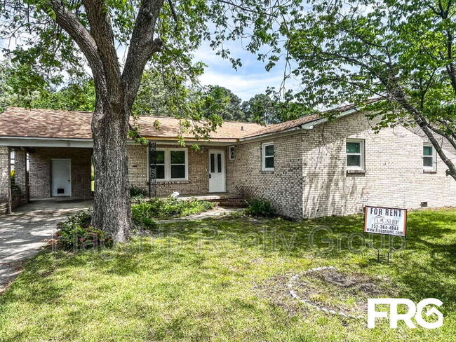 property at 435 Frank St