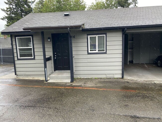 1 bed in Skyway off of Renton Ave. Easy t in Seattle, WA - Building Photo - Building Photo