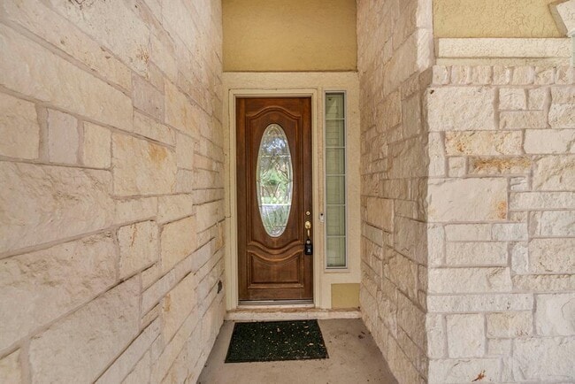 15220 Interlachen Dr in Austin, TX - Building Photo - Building Photo