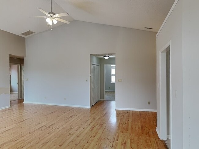 10301 Danesway Ln in Cornelius, NC - Building Photo - Building Photo