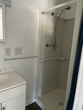 1300 Stewart St in Natrona Heights, PA - Foto de edificio - Building Photo