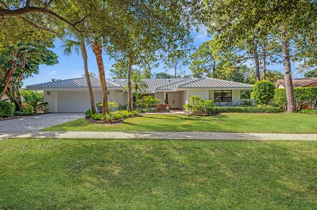 7566 Estrella Cir