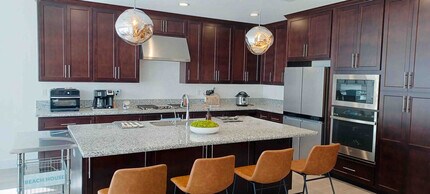 8742 Hayes Cir in Marina, CA - Building Photo - Building Photo