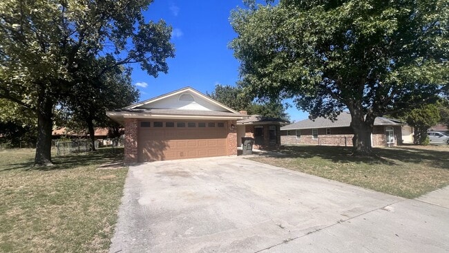 1803 Anna Lee Dr in Killeen, TX - Building Photo - Building Photo