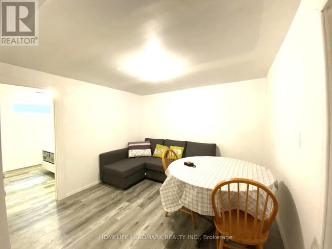 74 Millhouse Crescent in Toronto, ON - Building Photo - Building Photo