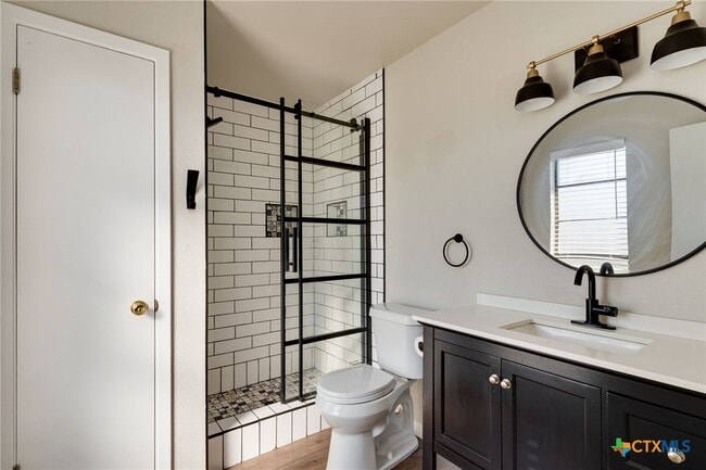 3008 Belmont Dr