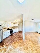 164-41 108th Dr in Queens, NY - Building Photo - Building Photo