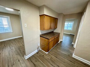 1516 Crescent Rd SW in Canton, OH - Building Photo - Building Photo
