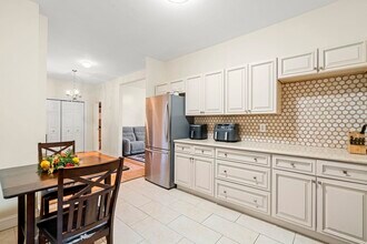 282 Magnolia Ave in Jersey City, NJ - Building Photo - Building Photo