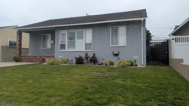 5732 Yearling St in Lakewood, CA - Building Photo - Building Photo