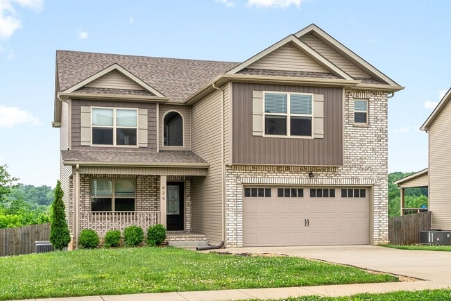 820 Crestone Ln in Clarksville, TN - Building Photo - Building Photo