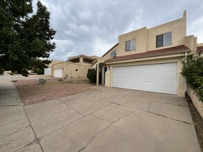 11204 Malaguena Ln NE in Albuquerque, NM - Building Photo - Building Photo