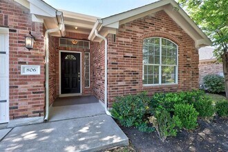 806 Broken Trace Ct in Round Rock, TX - Building Photo - Building Photo