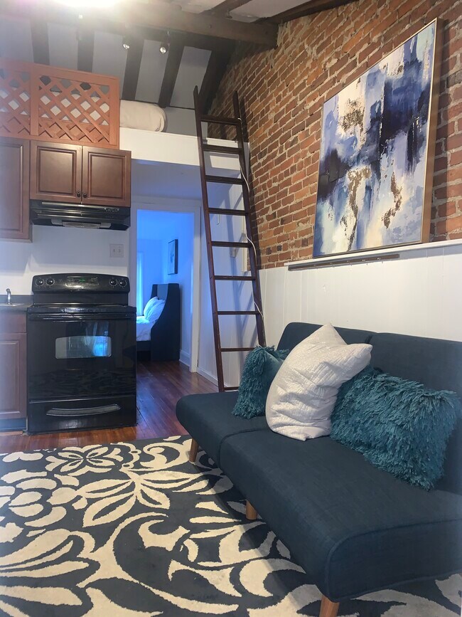 320 S Juniper St, Unit 3 photo'
