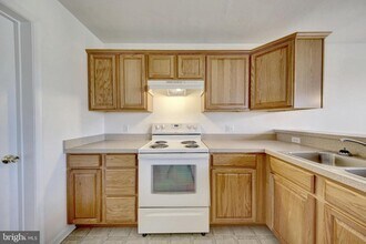 5 Shady Tree Ct in York, PA - Building Photo - Building Photo