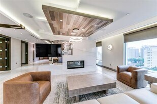 4005 Gaston Ave in Dallas, TX - Building Photo