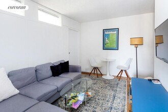630 1st Ave in New York, NY - Building Photo - Building Photo