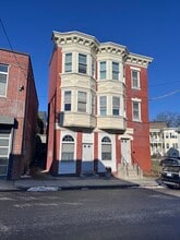 36 Endicott St in Salem, MA - Foto de edificio - Building Photo