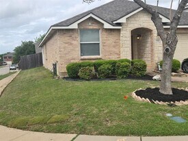 7545 Indigo Ridge Dr in Fort Worth, TX - Building Photo