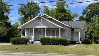 815 S Brundidge St in Troy, AL - Building Photo