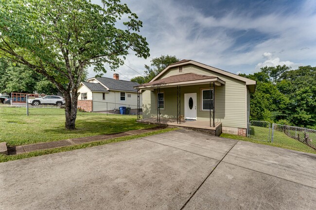 3506 Northrop St in Chattanooga, TN - Foto de edificio - Building Photo