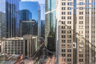 210 N Wells St, Unit FL17-ID258 in Chicago, IL - Building Photo - Building Photo