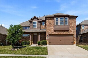 11205 Blaze St in Aubrey, TX - Building Photo