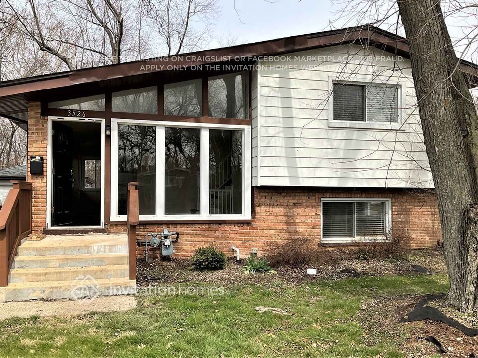 3526 218th St in Matteson, IL - Building Photo