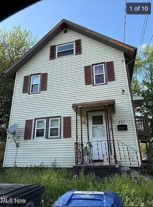 property at 851 Forrest Dr